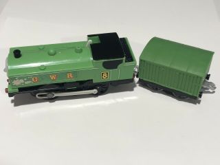 2009 Thomas & Friends Duck Mattel Trackmaster Motorized Train And Tender
