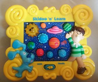 2000 Mattel Blues Clues Skidoo N Learn Solar System Learning Toy