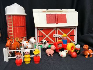 1986 Vintage Fisher - Price Little People Farm With Accessories