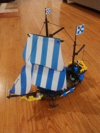 Lego Pirates Caribbean Clipper (6274) Complete W/ Shooting Cannons