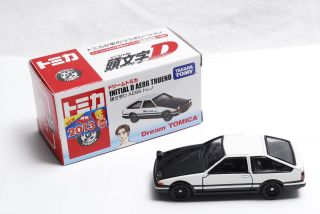 Tomica Dream TOMICA Toyota INITIAL D SPRINTER TRUENO AE86 1:61 scale Toy Car 3