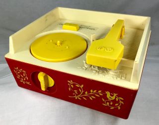 1971 Fisher Price 995 Windup Music Box Record Player With 4 Discs Slowly