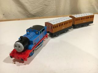 Hit Toy Thomas And Friends Trackmaster Motorized Thomas Annie & Clarabel