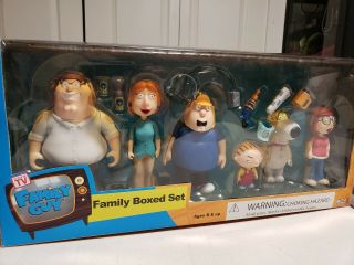 Mezco Family Guy Spencer Gifts Exclusive Family Boxed Set w/ Mayor West 2