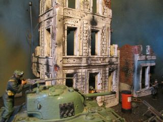 Forces Of Valor 1 32 Us Airborne Infantry Painted Wwii German Building Ruin 1 35