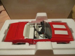 Danbury 1:24 1970 Oldsmobile Olds 442 W - 30 Convertible Rally Red Dm997