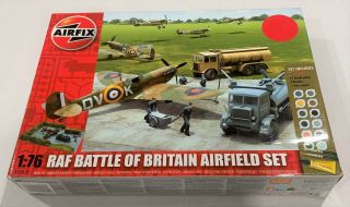 Airfix.  A50015.  Raf Battle Of Britain Airfield Set.  1/76 Scale.  Mm - Vj