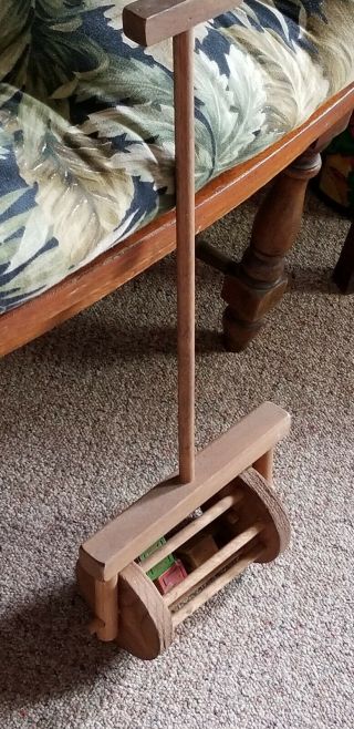 VINTAGE WOODEN CRAFTED LAWN MOWER PUSH & PULL KIDS TOY 3