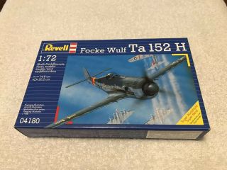 Revell Focke Wulf Ta 152 H Plane 1/72 Scale Model Kit 04180