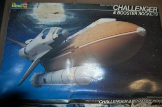 1/144 Revell Space Shuttle Challenger & Booster Rockets - Ratty Box,  Good Kit