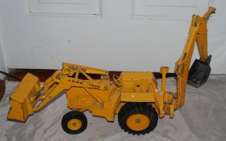 Ertl Ford 7500 Tractor Backhoe Large Scale 26 " X12 " X7 "