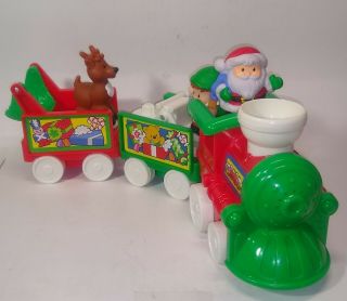 Fisher Price Musical Santa Christmas Train w/Little people 2002 2