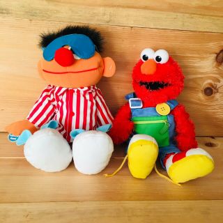Tyco 1996 Sleep And Snore Ernie 18” Talking & Singing And Gund Teach Me Elmo 18”