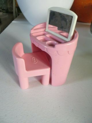Little Tikes Dollhouse Pink Vanity W/chair
