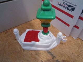 Fisher Price Little People Christmas Village Main Street Musical Light Up Pole