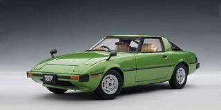Autoart Mazda Savanna Rx - 7 (sa) Mach Green 1/18 Scale.  Hard To Find.