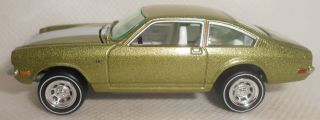 Johnny Lightning Classic Gold 1972 Chevy Vega Gt Green Poly 2019 Loose