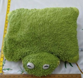 Pillow Pet Pee Wee Green Frog Plush Toy 11x18 " Foldable Kids Animal -