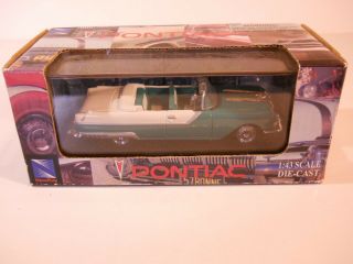Ray - 1/43 Scale - 1955 Pontiac Starchief - 2004 - Turquoise/white
