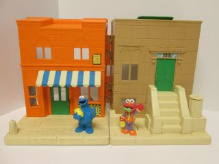 Vintage 1983 Playskool Sesame Street Neighborhood House Playset W Figures