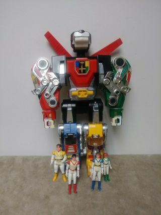 Voltron Vintage 1984 Plastic World Events Prod Large Lion Toy With All 4 Figures