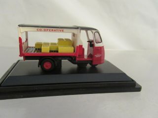 OXFORD RAILWAY SCALE WALES & EDWARDS MILK FLOAT - COOPERATIVE SCALE 1:76 76WE002 2