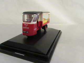 OXFORD RAILWAY SCALE WALES & EDWARDS MILK FLOAT - COOPERATIVE SCALE 1:76 76WE002 3