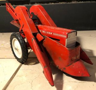 Large Vintage Tru Scale Tractor And 2 Row Corn Picker Steel Farm Toy 1:16 2