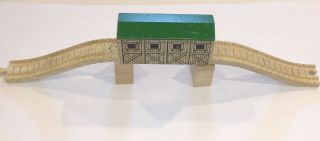 Wooden Railway Rare 1994 Tidmouth Tunnel Covered Bridge W Track Risers Thomas