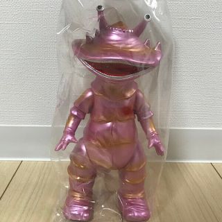 Bullmark Kanegon Metallic Pink Ultra Q Ultraman Kaiju Sofubi Vinyl Figure Japan