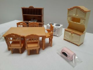 Calico Critters Sylvanian Families Kitchen Furniture Table Chairs Cabinet Stove