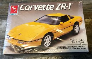 Amt 1989 Corvette Zr - 1 King Of The Hill 1:25 Scale Plastic Model Kit 6277