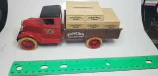 Ertl 7 " Metal Anheuser - Busch Budweiser 1931 Hawkeye Crate Beer Truck Bank B6 Car
