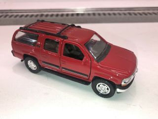 1/43 Chevy Suburban Red O Scale Model Railroad Train Layout