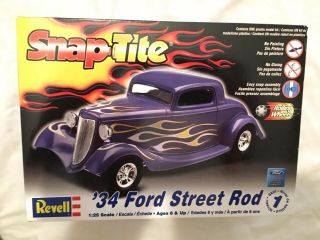 Revell 34 Ford Street Rod Snap Tite 1/25 Scale Skill Level 1 Car Model