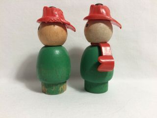 Vintage Fisher Price Little People 2 Firemen 168 Snorky Fire Engine 3