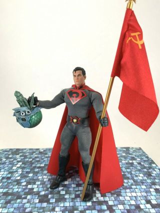 Pre - Owned Previews Exclusive Mezco Toyz One:12 Collective Dc Comics Red Son Supe