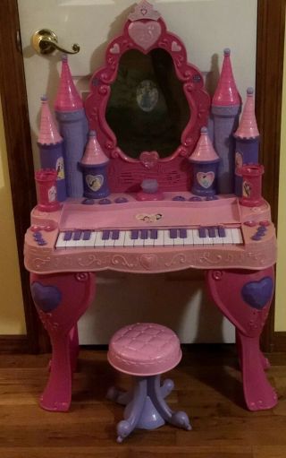 Disney Princess Piano Keyboard Musical Vanity Beauty Salon Interactive Girls Toy