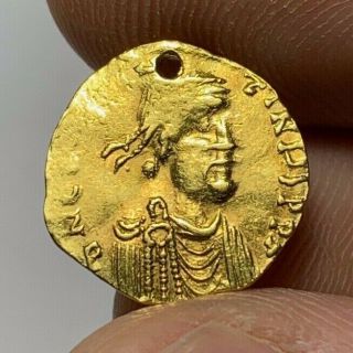 Byzantine Gold Coin Tremissis Constans Ii 641 - 668 1.  4gr 15.  6mm