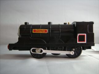 DOUGLAS and Tender Thomas & Friends Trackmaster Motorized Train 2007 HIT TOY 2