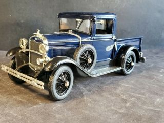Signature Models 1931 Ford Model A Pickup Truck 1:18 Scale Diecast Metal Blue