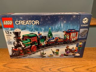 Lego Creator Expert: Winter Holiday Train (10254) Officially Licensed Nib/sealed