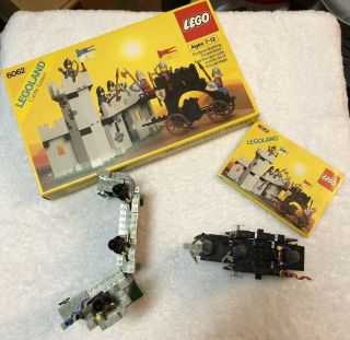 Lego Castle System Battering Ram 6062 Pre - Owned And Instructions