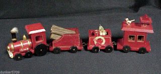 Wooden Toy Train Engine With 3 Cars Christmas Theme Decoration Crafts