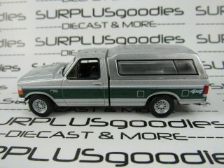 Greenlight 1:64 Loose Silver 1996 Ford F - 150 F150 Xlt Pickup Truck W/bed Cap