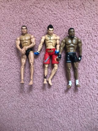 Ultimate Fighting Championship Ufc Rashad Evans With Two Other Guys