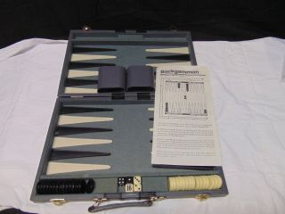 1996 Pressman Backgammon Game Grey Suitcase Board B & White Chips Complete