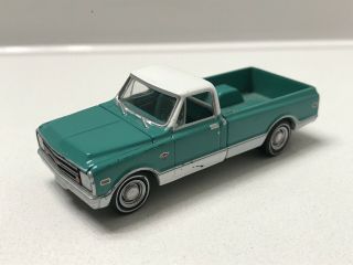 Greenlight Country Roads 1/64 1968 Chevrolet C10 Green White Pick Up Truck Rare