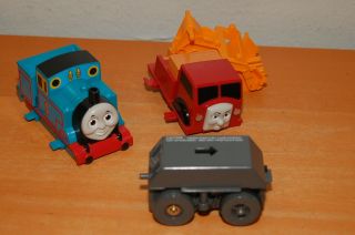 Tomy Thomas & Friends Big Loader Set Of 2 Lorry & Thomas Chassis Covers & Base
