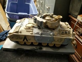 21st Century Toys Ultimate Soldier 1:18 Scale M2 Fighting Vehicle Bradley Tank